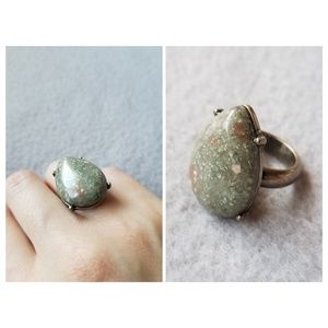 Teardrop Stone Ring Size 6